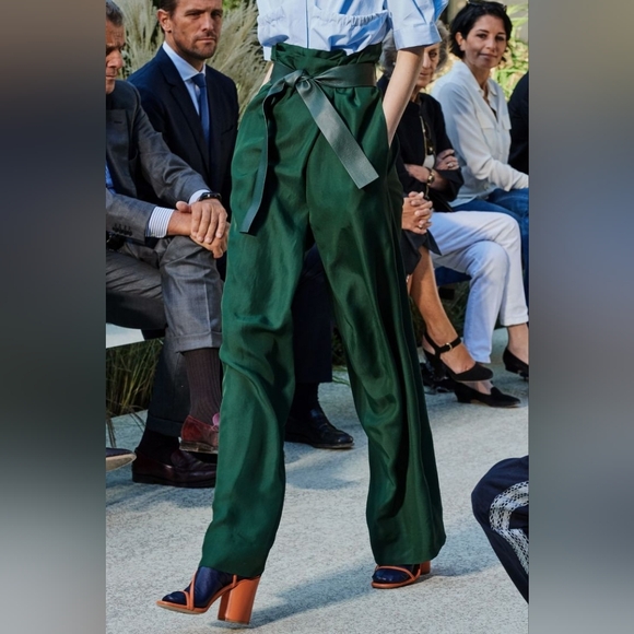 Salvatore Ferragamo runaway women pants 42 MSRP $1450
